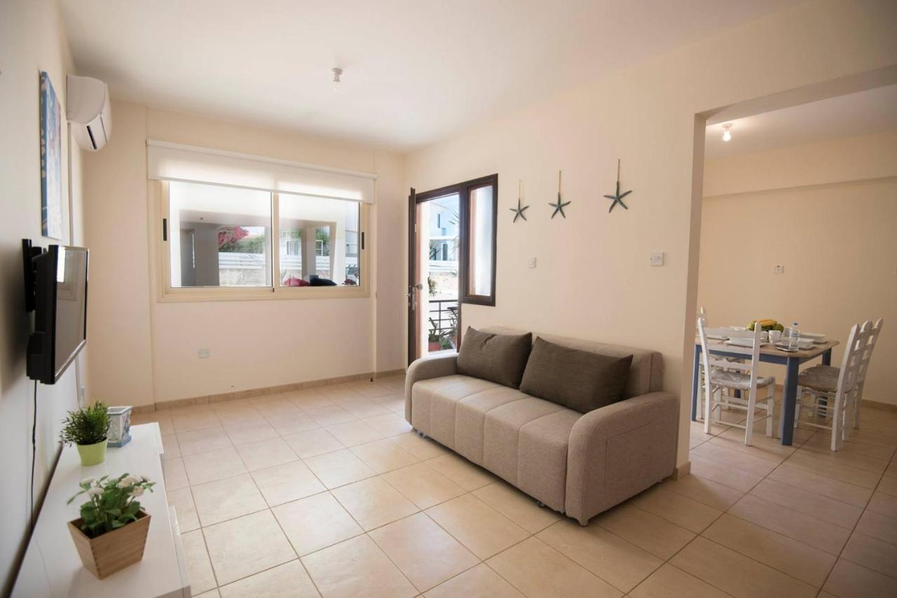 Apartments For Holidays 파라림니 외부 사진