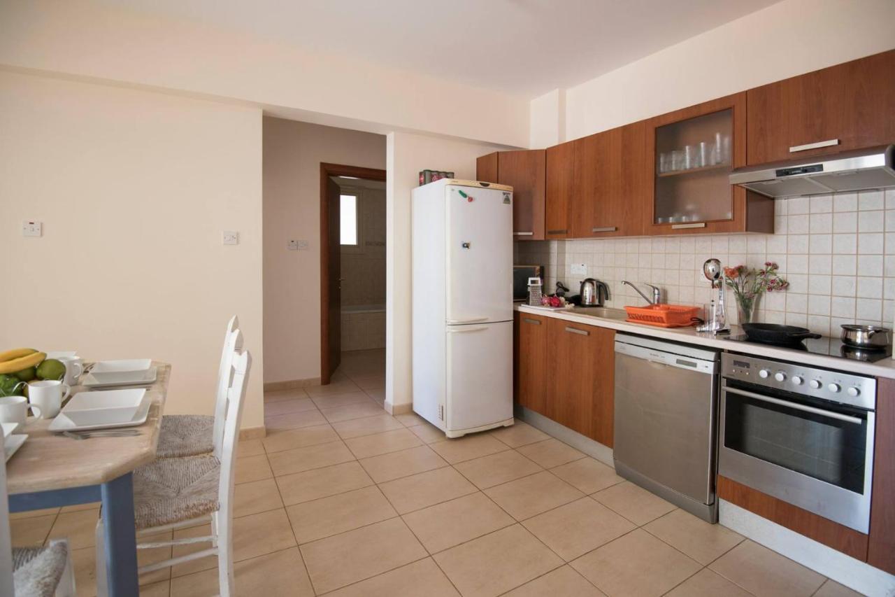 Apartments For Holidays 파라림니 외부 사진